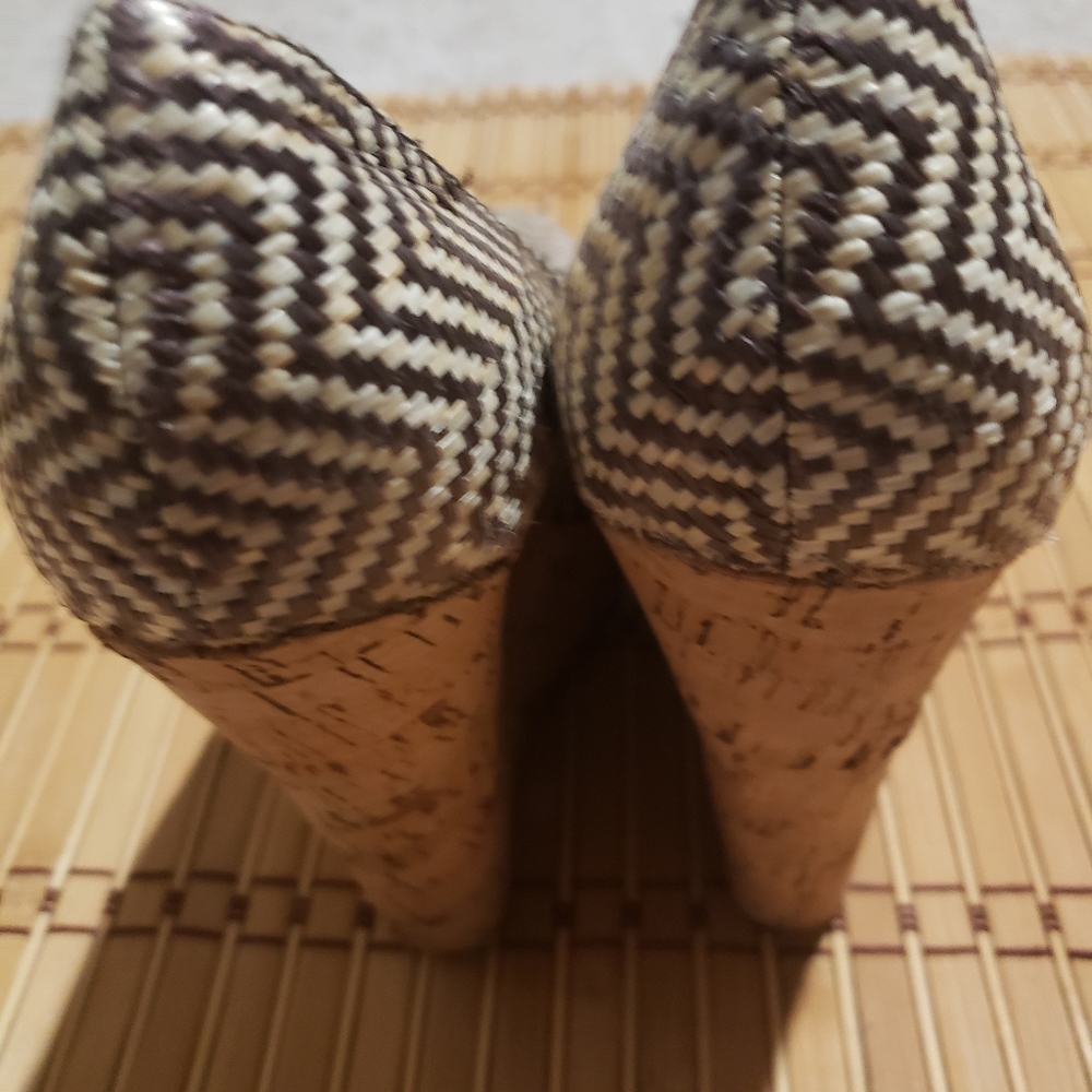 Wedged heels - Picture 4 of 4